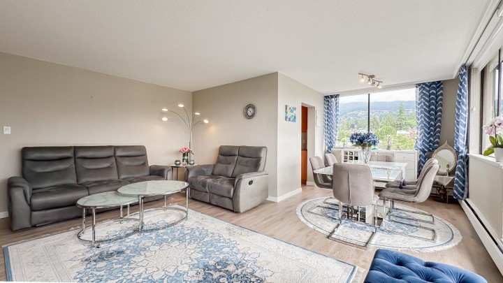 Photo 3 at 605 - 555 13th Street, Ambleside, West Vancouver