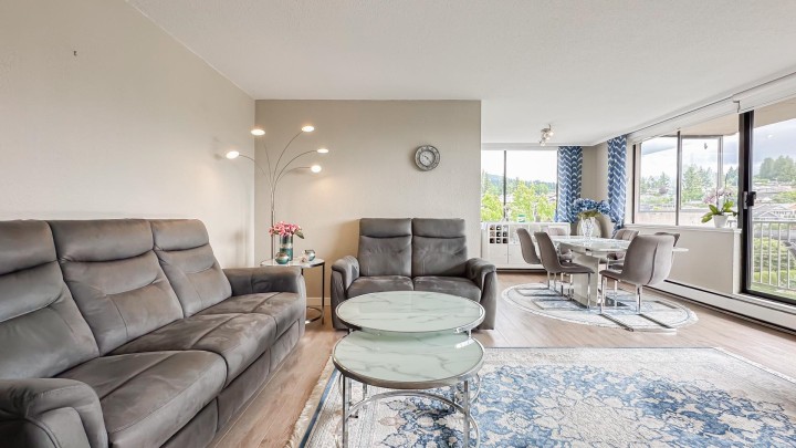 Photo 4 at 605 - 555 13th Street, Ambleside, West Vancouver