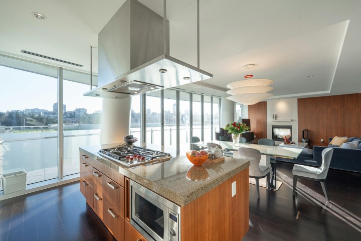 Photo 6 at 306 - 1560 Homer Mews, Yaletown, Vancouver West