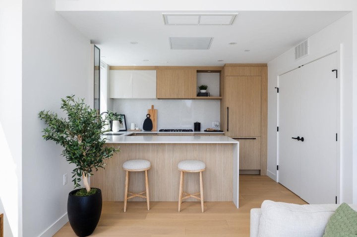 Photo 8 at 213 - 715 W 49th Avenue, Oakridge VW, Vancouver West