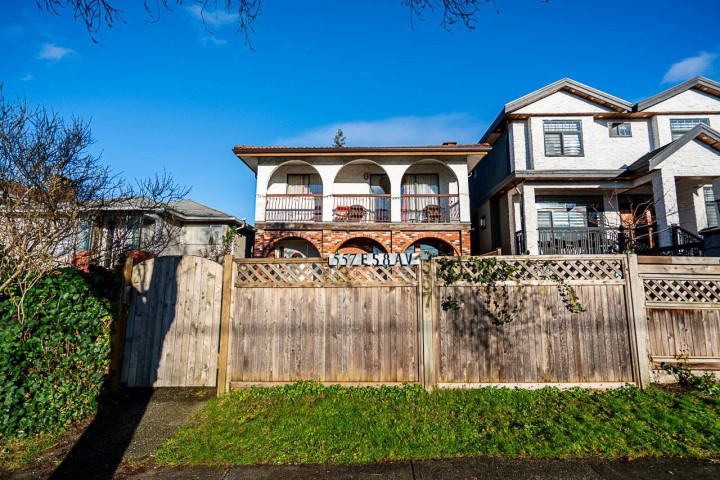 Photo 3 at 557 E 58th Avenue, South Vancouver, Vancouver East
