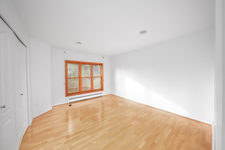 Photo 30 at 992 3rd Street, Cedardale, West Vancouver