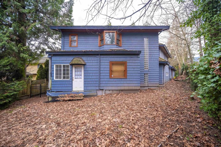 Photo 34 at 992 3rd Street, Cedardale, West Vancouver