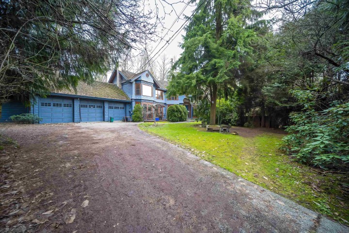 Photo 39 at 992 3rd Street, Cedardale, West Vancouver