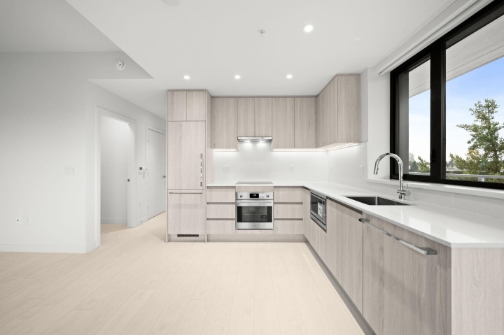 Photo 2 at 603 - 4928 Quebec Street, Main, Vancouver East