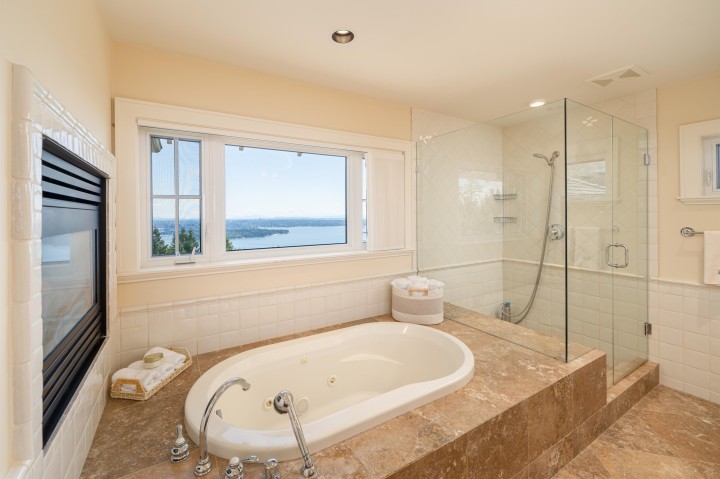 Photo 27 at 2356 Kadlec Court, Whitby Estates, West Vancouver