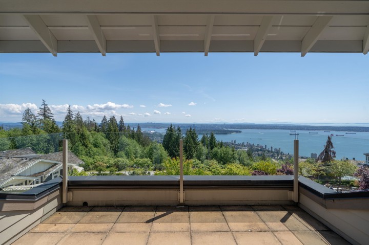 Photo 11 at 2356 Kadlec Court, Whitby Estates, West Vancouver