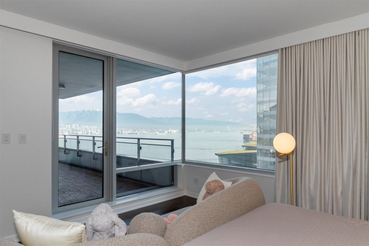 Photo 13 at 1902 - 1169 W Cordova Street, Coal Harbour, Vancouver West