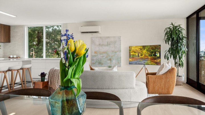 Photo 3 at 401 - 475 13th Street, Ambleside, West Vancouver