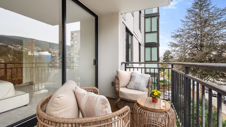 Photo 32 at 401 - 475 13th Street, Ambleside, West Vancouver