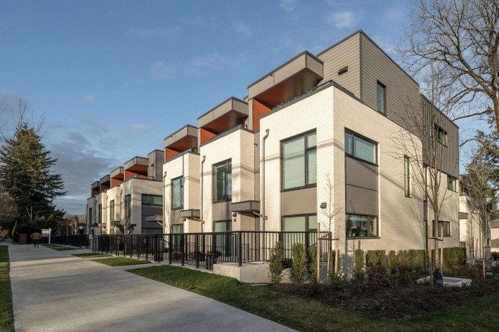 Photo 1 at 15 - 6778 Oak Street, South Cambie, Vancouver West