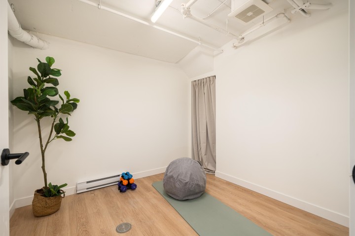 Photo 15 at 15 - 6778 Oak Street, South Cambie, Vancouver West