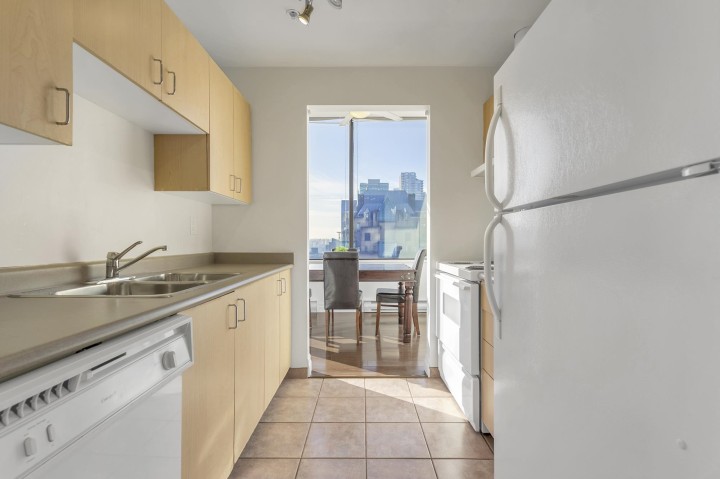 Photo 7 at 908 - 1010 Howe Street, Downtown VW, Vancouver West