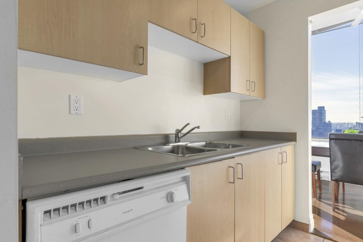 Photo 8 at 908 - 1010 Howe Street, Downtown VW, Vancouver West