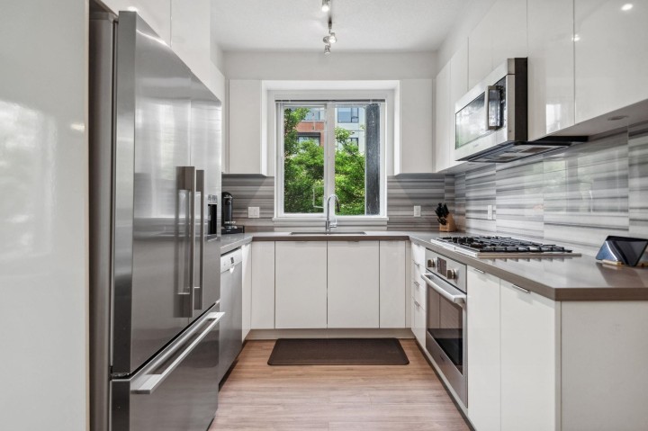 Photo 11 at 107 - 3138 Riverwalk Avenue, South Marine, Vancouver East