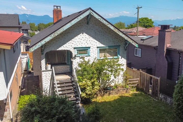 Photo 2 at 1165 E 33rd Avenue, Knight, Vancouver East