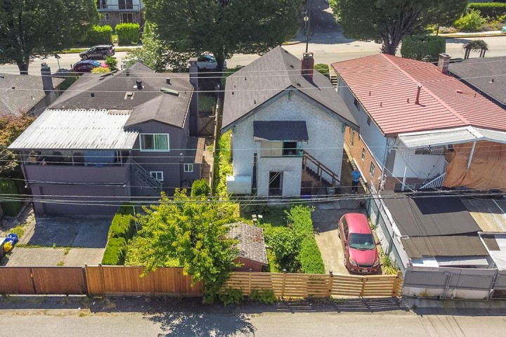 Photo 11 at 1165 E 33rd Avenue, Knight, Vancouver East