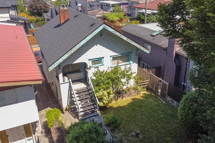 Photo 4 at 1165 E 33rd Avenue, Knight, Vancouver East
