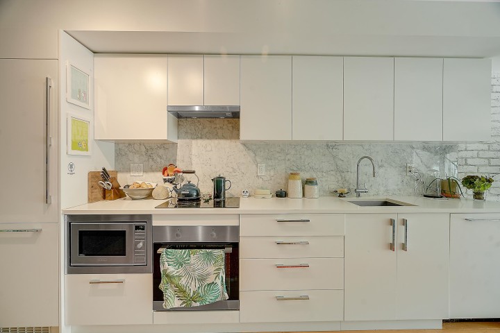Photo 9 at 210 - 2508 Fraser Street, Mount Pleasant VE, Vancouver East