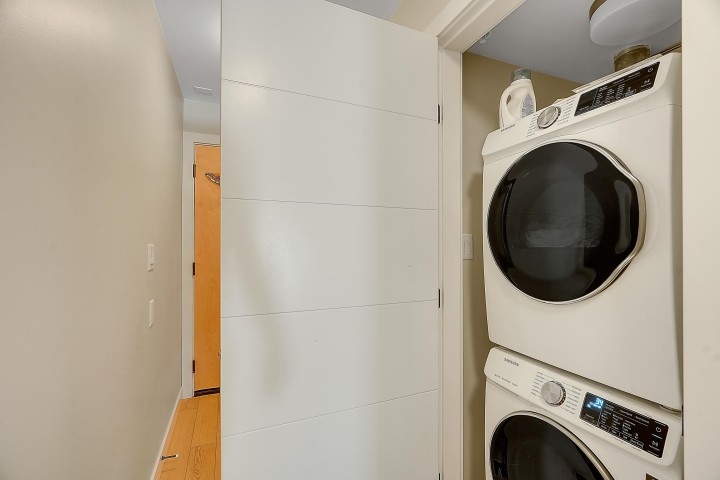 Photo 14 at 210 - 2508 Fraser Street, Mount Pleasant VE, Vancouver East