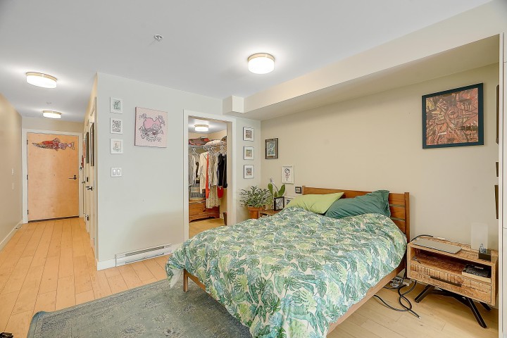 Photo 11 at 210 - 2508 Fraser Street, Mount Pleasant VE, Vancouver East