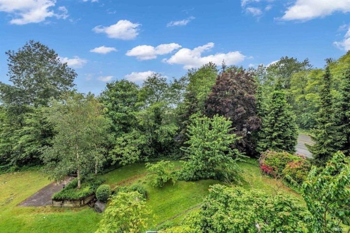 Photo 12 at 1001 - 2733 Chandlery Place, South Marine, Vancouver East