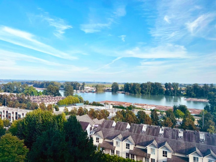 Photo 18 at 1001 - 2733 Chandlery Place, South Marine, Vancouver East