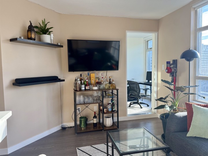 Photo 10 at 1701 - 438 Seymour Street, Downtown VW, Vancouver West