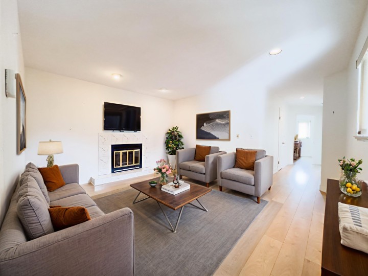 Photo 3 at 3630 Cambridge Street, Hastings Sunrise, Vancouver East