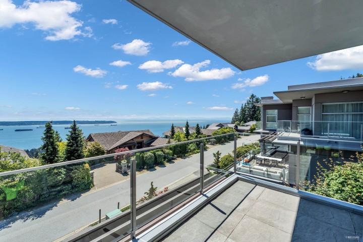 Photo 24 at 2728 Highview Place, Whitby Estates, West Vancouver