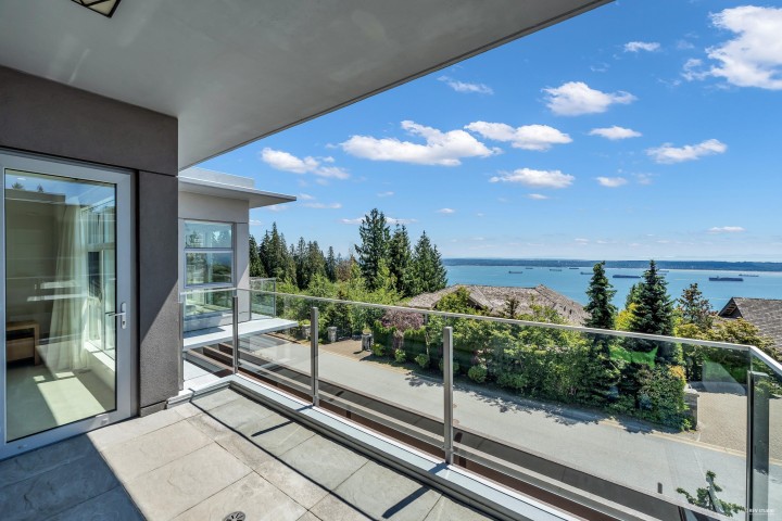 Photo 25 at 2728 Highview Place, Whitby Estates, West Vancouver
