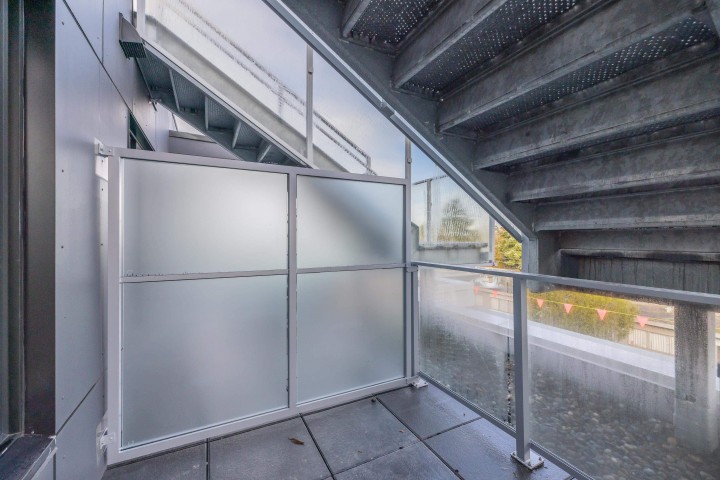 Photo 23 at 520 - 2471 St George Street, Mount Pleasant VE, Vancouver East