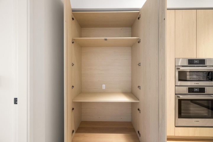 Photo 9 at 520 - 2471 St George Street, Mount Pleasant VE, Vancouver East