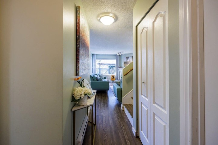 Photo 12 at 3340 Marquette Crescent, Champlain Heights, Vancouver East
