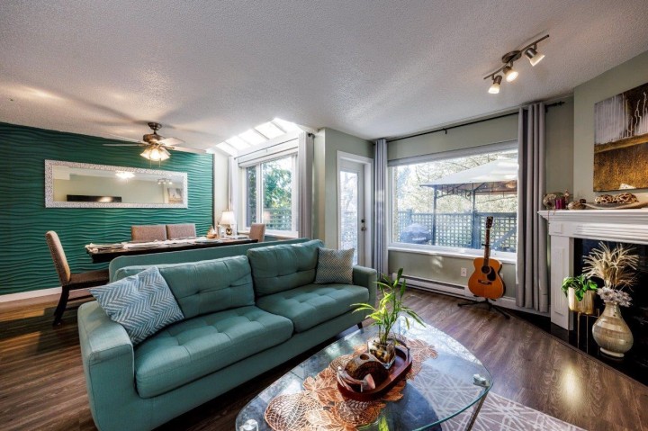 Photo 7 at 3340 Marquette Crescent, Champlain Heights, Vancouver East