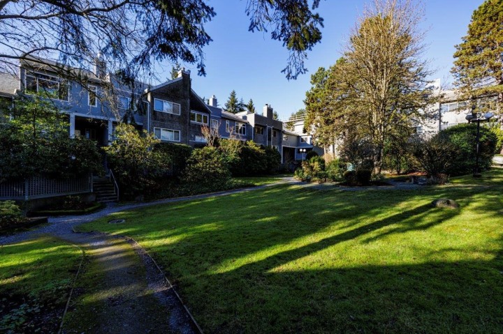 Photo 29 at 3340 Marquette Crescent, Champlain Heights, Vancouver East