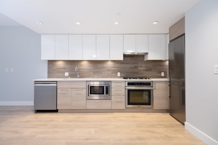 Photo 7 at 201 - 3451 Sawmill Crescent, South Marine, Vancouver East