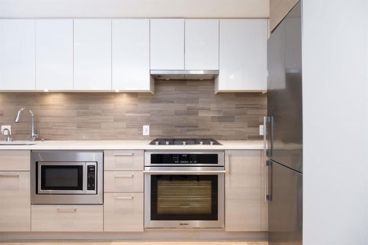 Photo 9 at 201 - 3451 Sawmill Crescent, South Marine, Vancouver East