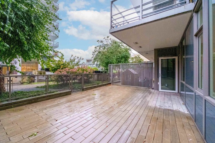 Photo 4 at 201 - 3451 Sawmill Crescent, South Marine, Vancouver East