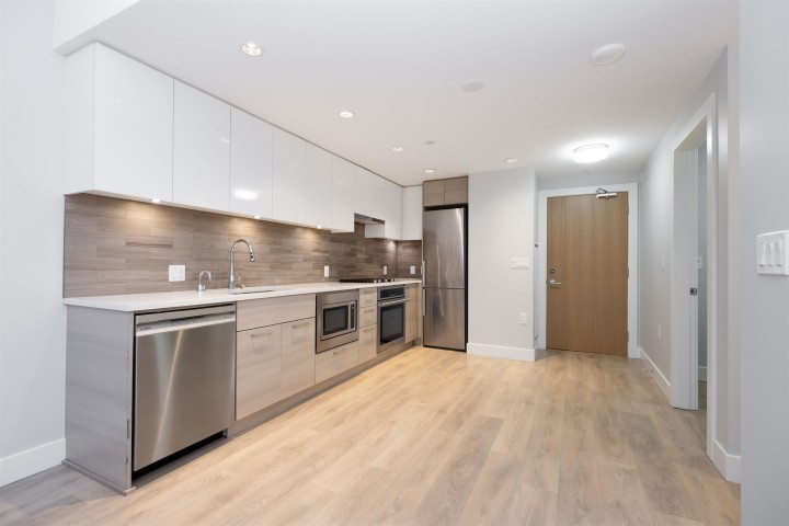 Photo 8 at 201 - 3451 Sawmill Crescent, South Marine, Vancouver East