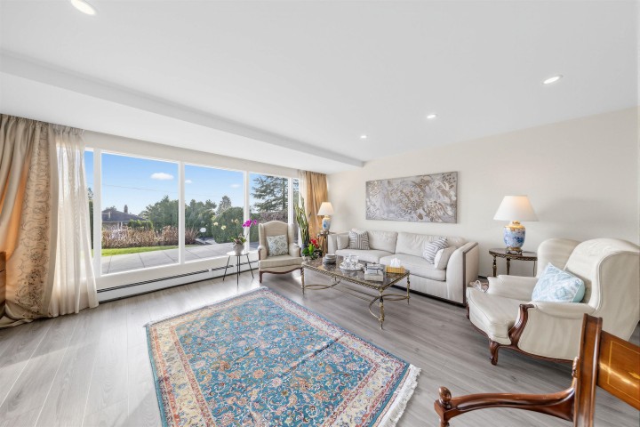 Photo 7 at 1555 Lawson Avenue, Ambleside, West Vancouver