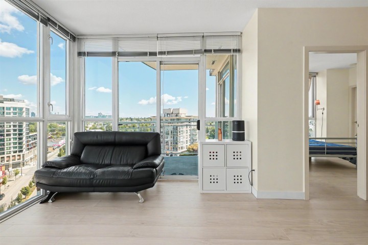 Photo 3 at 1307 - 4028 Knight Street, Knight, Vancouver East