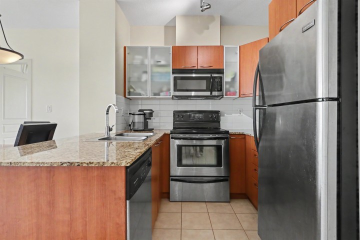 Photo 9 at 1307 - 4028 Knight Street, Knight, Vancouver East