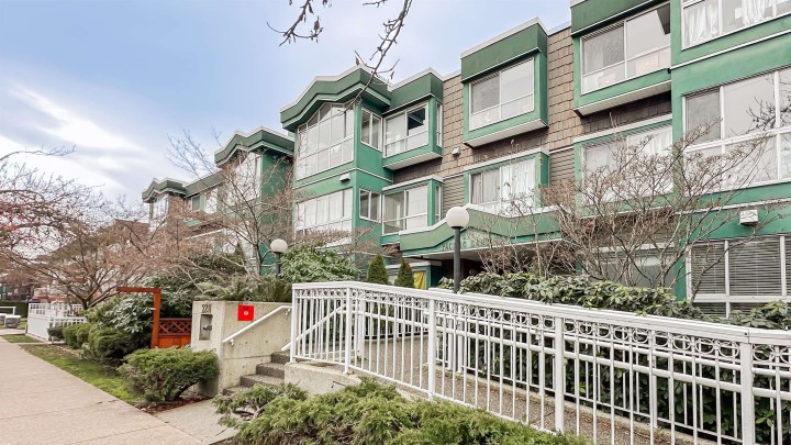 Photo 1 at 309 - 2211 Wall Street, Hastings, Vancouver East