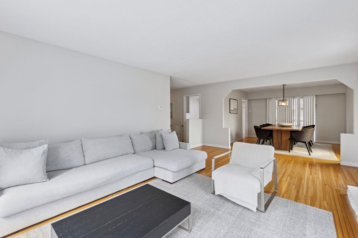 Photo 6 at 651 E 17th Avenue, Fraser VE, Vancouver East