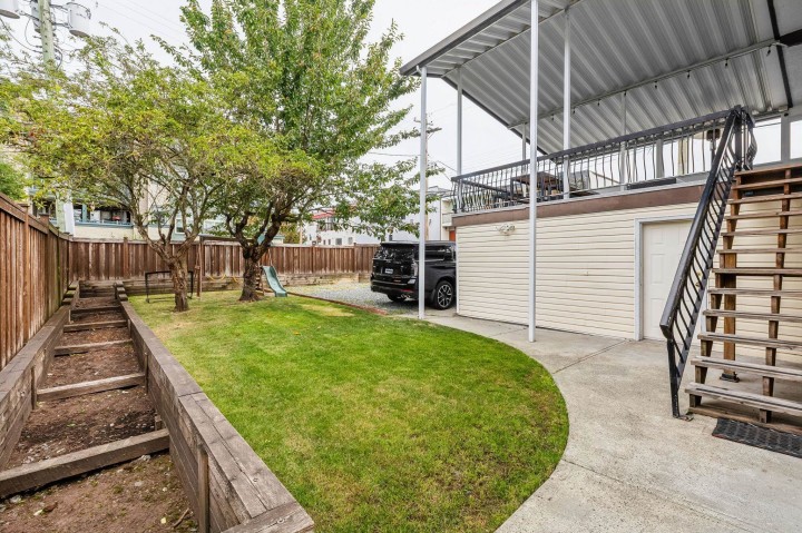 Photo 36 at 651 E 17th Avenue, Fraser VE, Vancouver East