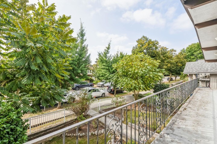 Photo 34 at 651 E 17th Avenue, Fraser VE, Vancouver East