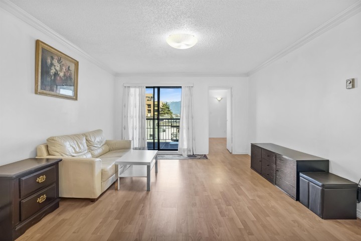 Photo 3 at 303 - 975 E Broadway, Mount Pleasant VE, Vancouver East