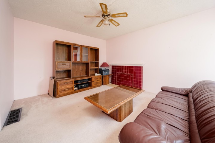 Photo 7 at 3089 E 1st Avenue, Renfrew VE, Vancouver East