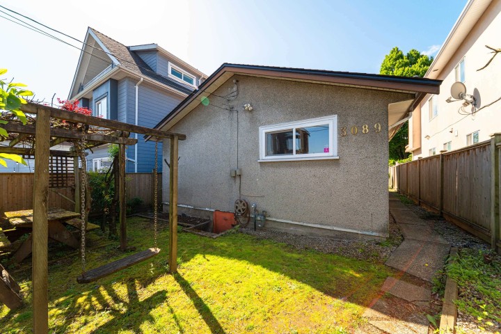 Photo 20 at 3089 E 1st Avenue, Renfrew VE, Vancouver East